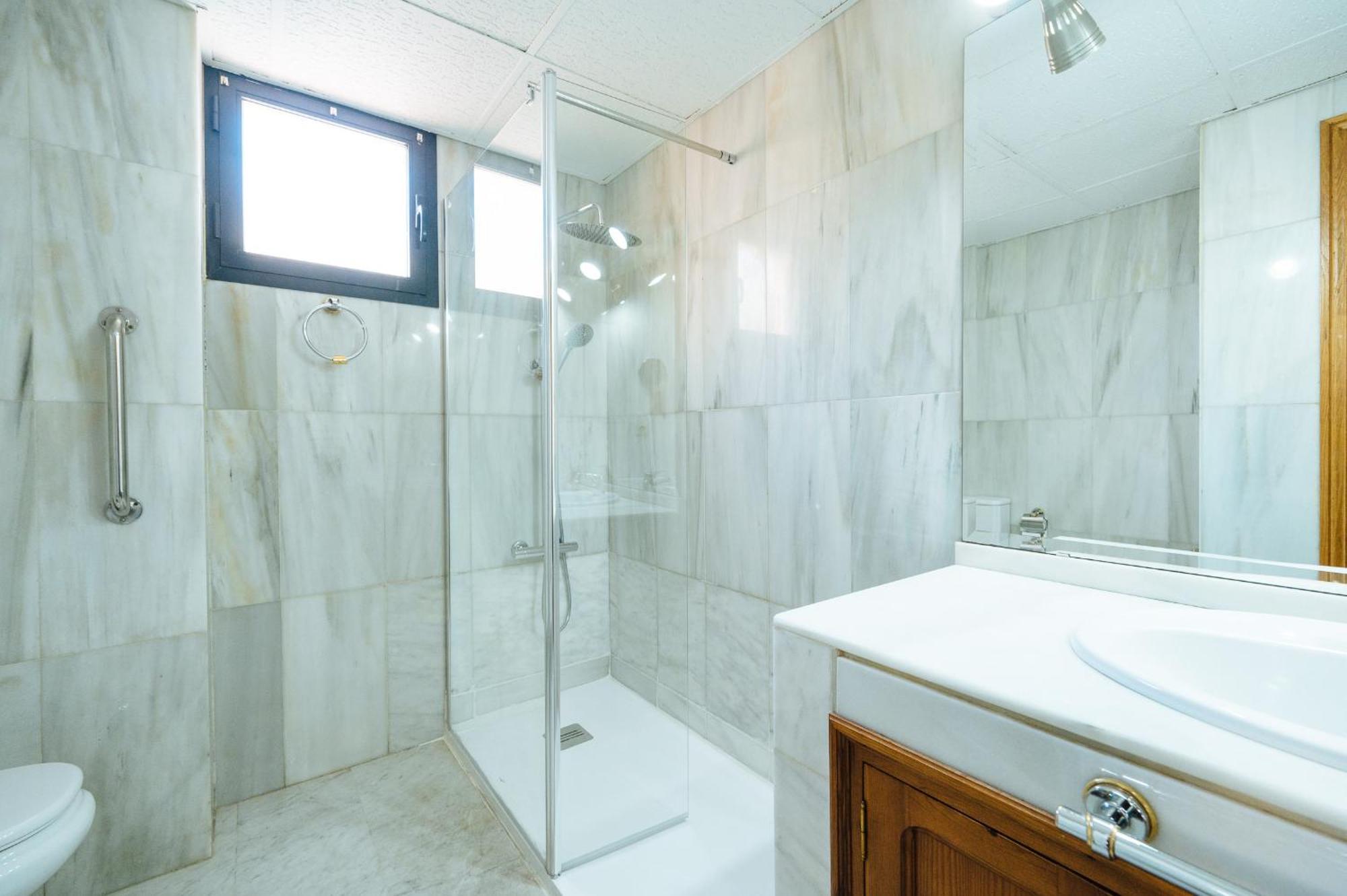 Acogedor Piso Con Parking Santa Justa Apartment เซบีญา ภายนอก รูปภาพ